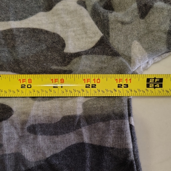 Time and Tru Super Soft Gray Camo Long Sleeve Tee Size Extra Large - Picture 4 of 8